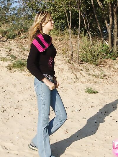 News Lesbians, Lauraa and Katrina demo their small sex in the beach.